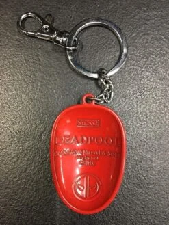 Deadpool - Mask Metal Keyring — Inacoma -Inacoma Stores 52F1BE6B 3E8E 4C4A B492 4067A1693FDE