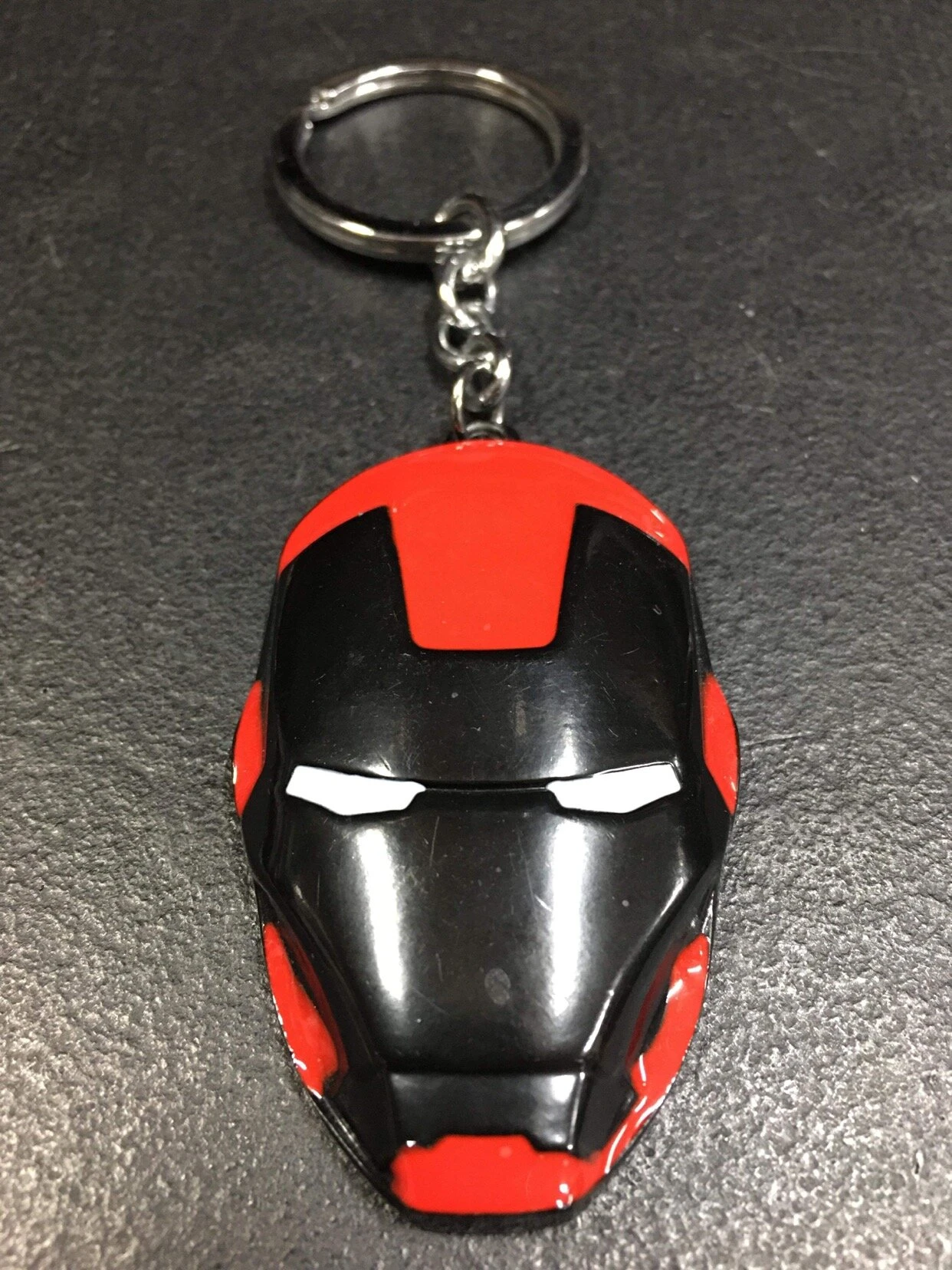 Iron Man - Mask 2 Metal Keyring — Inacoma 3 Iron Man - Mask 2 Metal Keyring — Inacoma