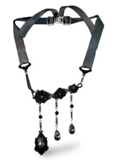 Alchemy Garden Of Dark Desires Pendant — Inacoma