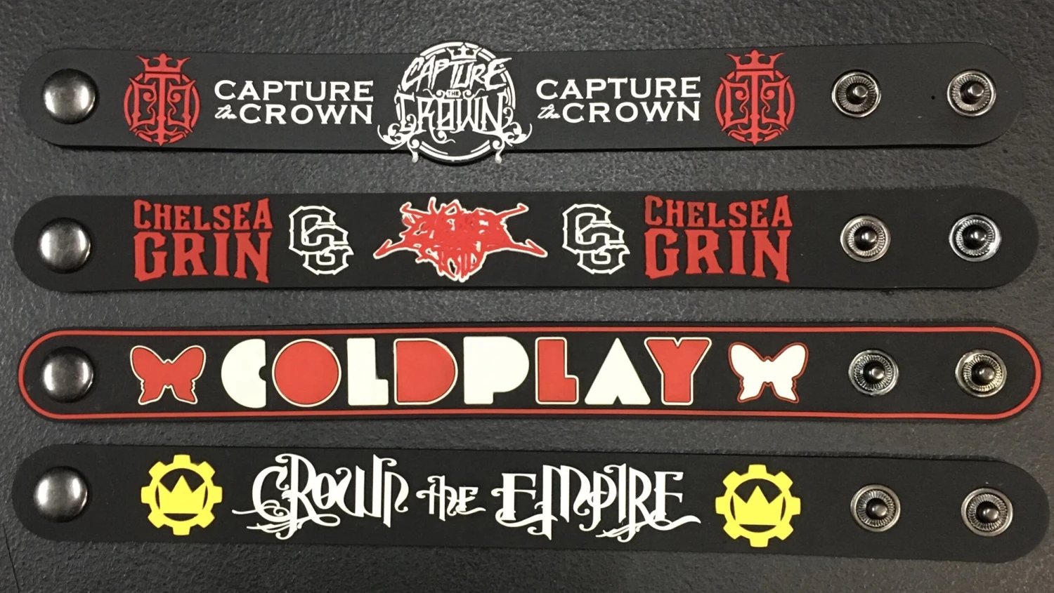 “C” MUSIC WRIST BANDS — Inacoma 3 “C” MUSIC WRIST BANDS — Inacoma