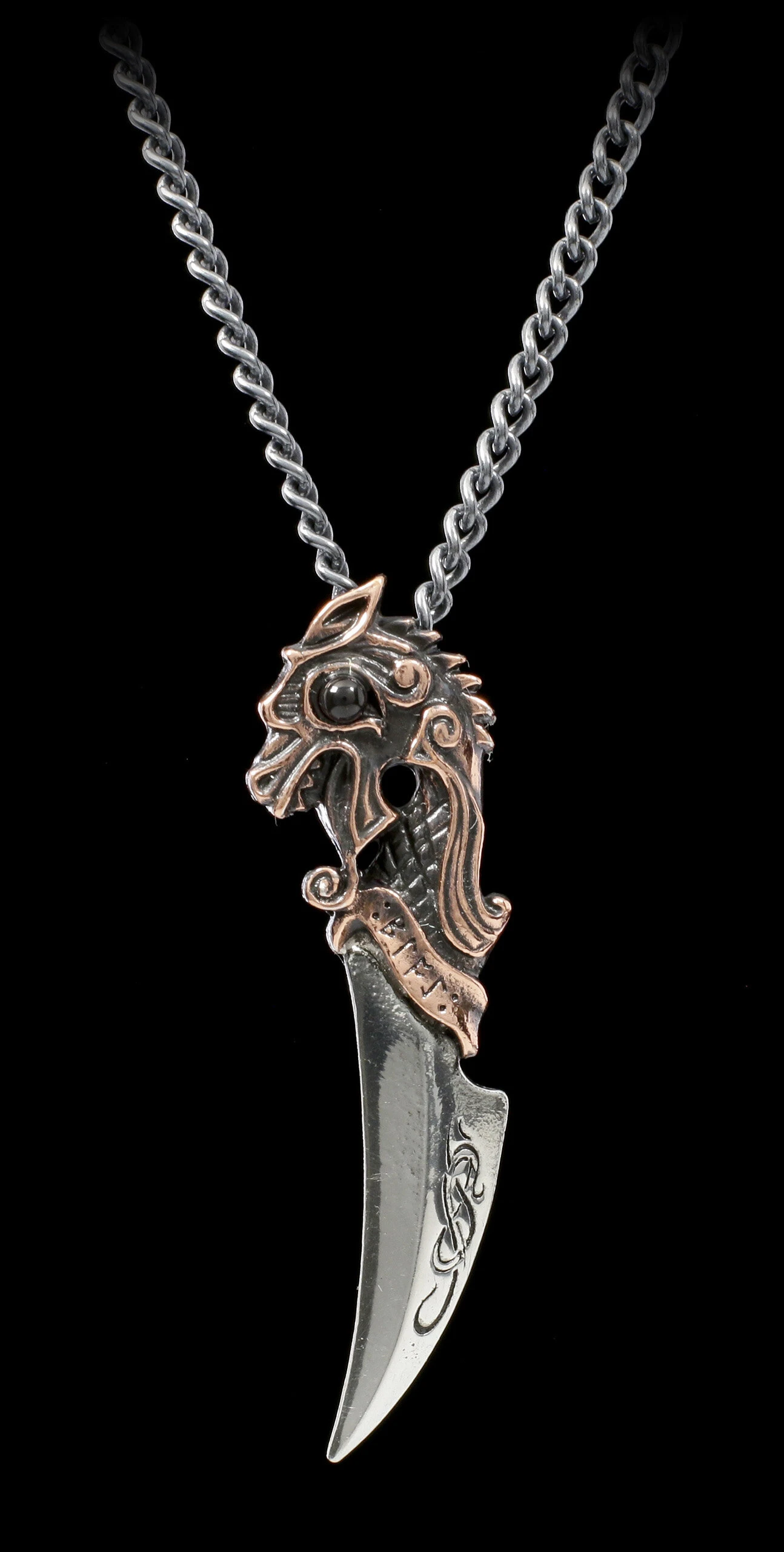 Einardolk Pendant — Inacoma 3 Einardolk Pendant — Inacoma