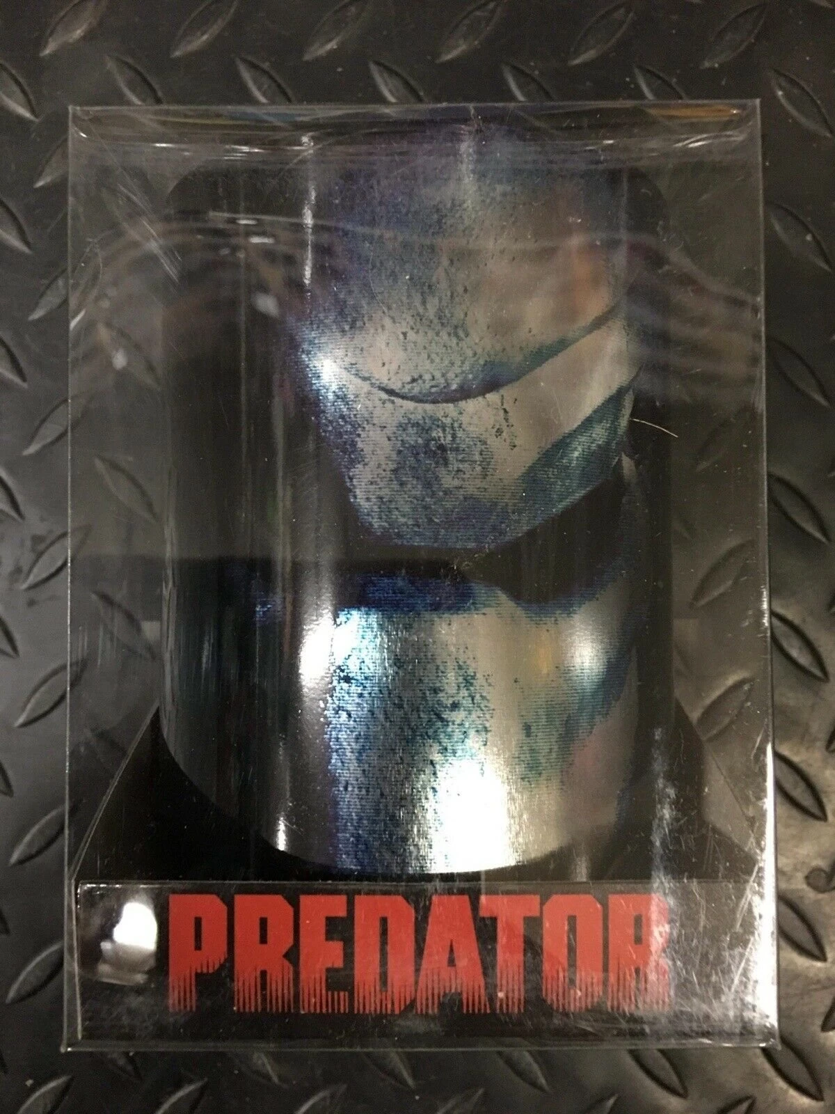 Predator - Predator Mask Metal Can Cooler — Inacoma 3 Predator - Predator Mask Metal Can Cooler — Inacoma